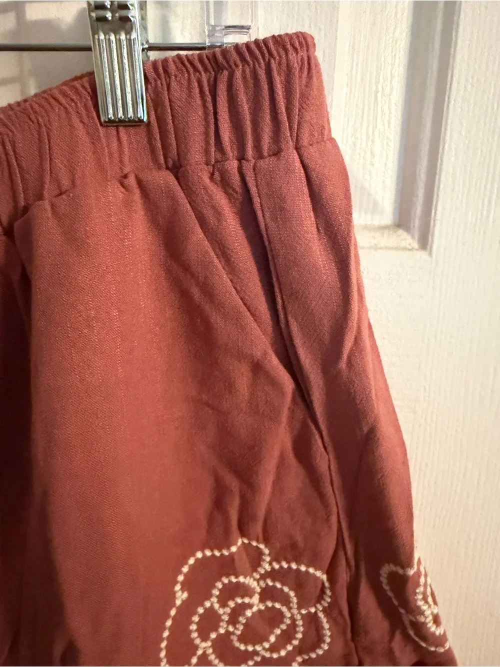 Umgee Rust Linen Blend Embroidered Scallop Hem Shorts 1XL NWT